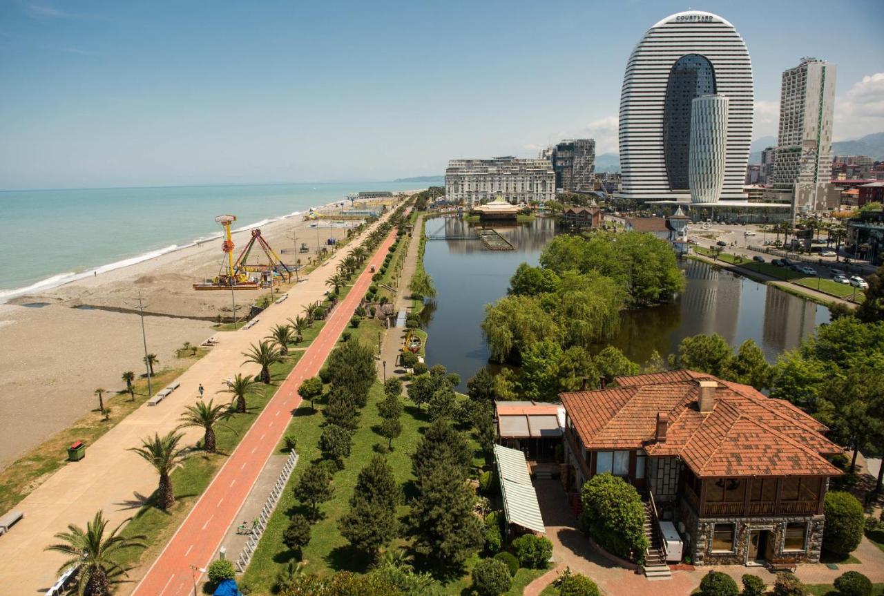 Orbi City In Batumi บาทูมิ ภายนอก รูปภาพ