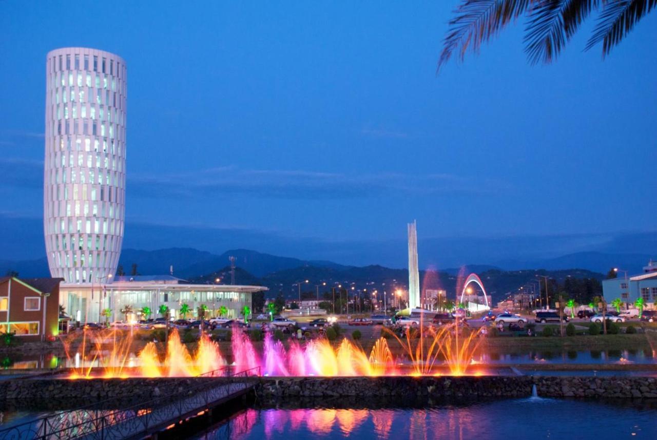 Orbi City In Batumi บาทูมิ ภายนอก รูปภาพ