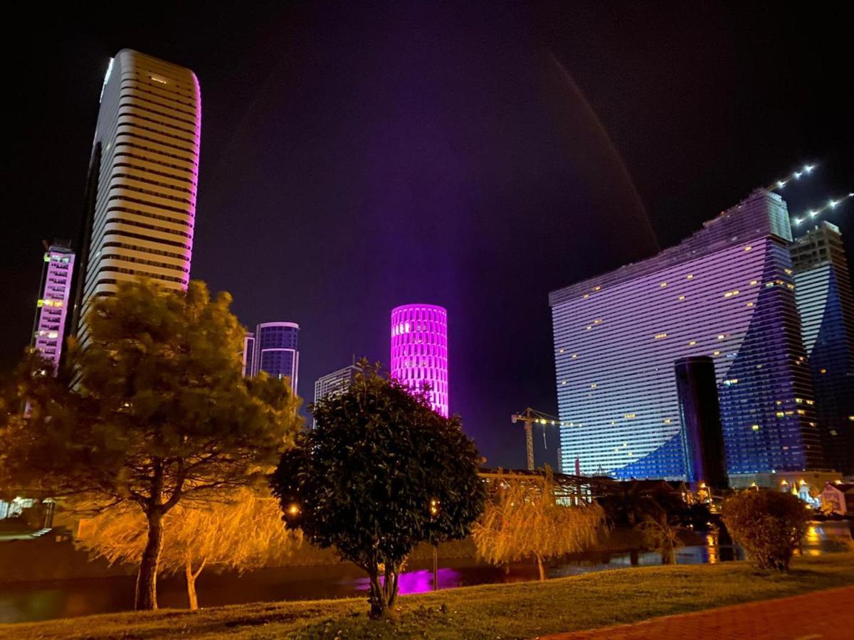 Orbi City In Batumi บาทูมิ ภายนอก รูปภาพ